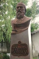Погруддя Памви Беринди у с. Езуполі, скульптор В. Довбенюк