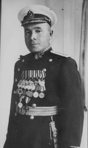 Unnamed324Басистий.jpg