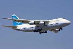 АН лiтаки Антонова мал.5.Ан-124 Руслан.jpg