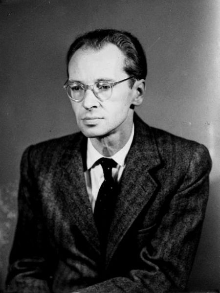 Файл:Анджеєвський, Єжи.jpg