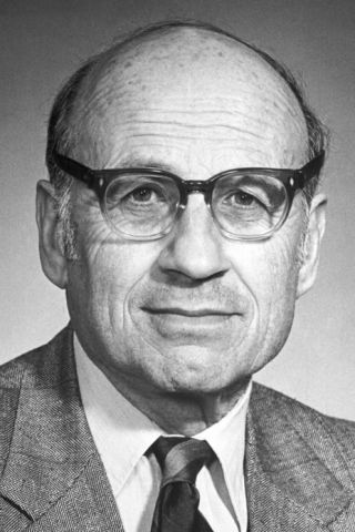 Kohn-13504-portrait-mini-2x.jpg
