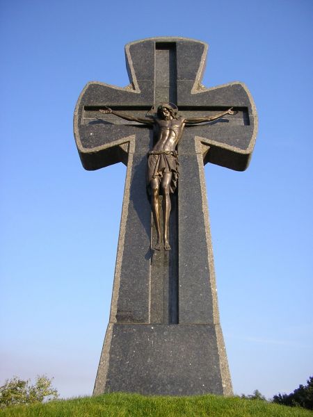 Файл:Пам’ятник жертвам Батуринської трагедії 1а.JPG