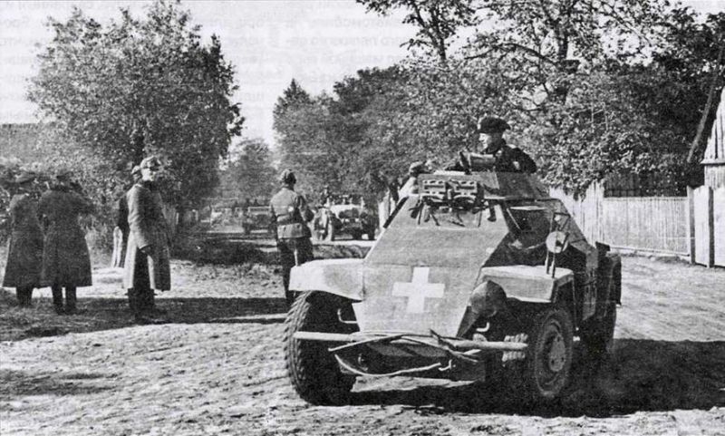 Файл:Sd.Kfz. 221.jpg
