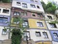 Будинок Гундертвасера у Відні3.JPG