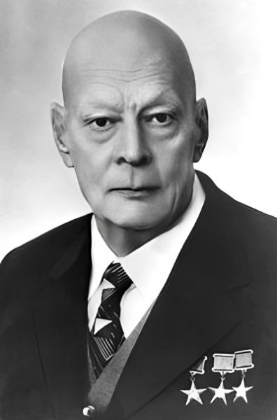 Файл:Aleksandrov Anatolij Petrovich.jpeg