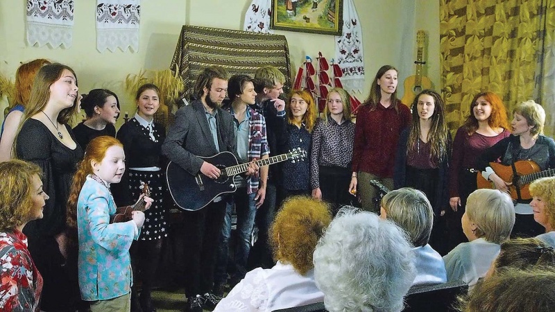Файл:Авторська пісня. Театр.jpg