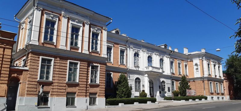 Файл:Українська інженерно-педагогічна академія будівля.jpg